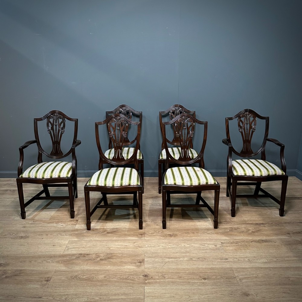 Fleur de lis dining chairs clearance