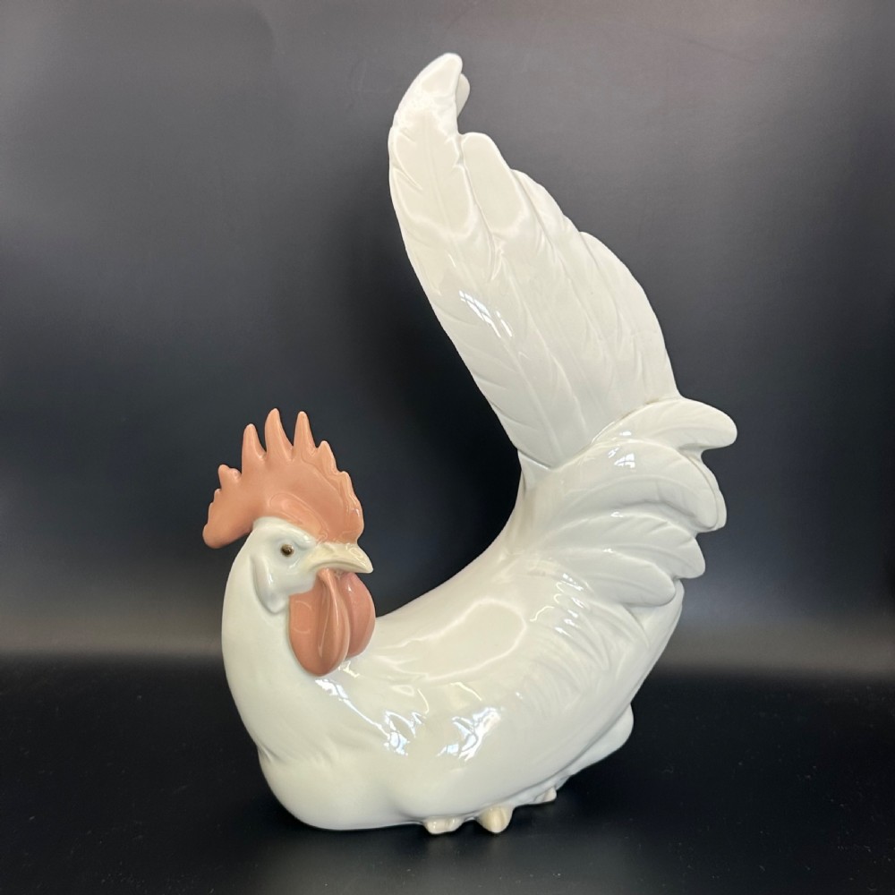attractive vintage glazed lladro of a rooster cockerel